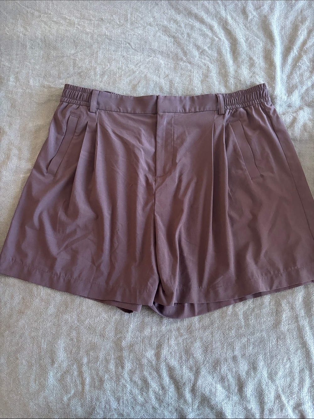 Vuori Black Pleated Trouser Shorts
